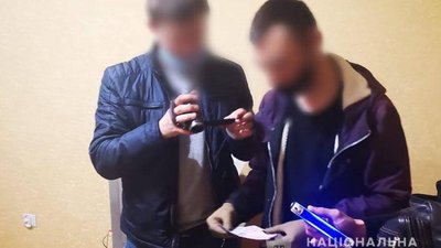 На Херсонщині викрили звідницю, яка "здавала в оренду" свою подругу