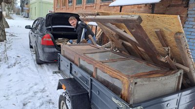 Евакуація експонатів з музею-садиби родини Крігер. Евакуація експонатів з музею-садиби родини Крігер.
