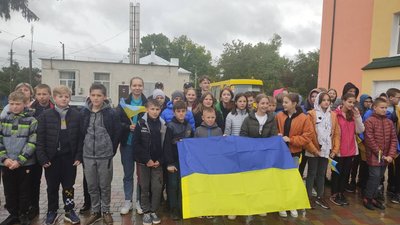 На Тернопільщині учні, педагоги та військові провели забіг На Тернопільщині учні, педагоги та військові провели забіг