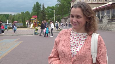 Мати школярки Надія Греса Мати школярки Надія Греса