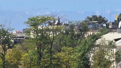 На території навчцентру ЧФ РФ у Севастополі виявили безліч антен для координації дій флоту