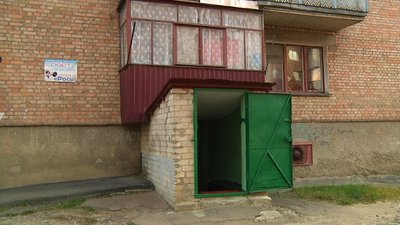На Житомирщині люди з інвалідністю та учасники АТО/ООС проходять реабілітацію спортом у підвалі На Житомирщині люди з інвалідністю та учасники АТО/ООС проходять реабілітацію спортом у підвалі