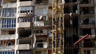 Ремонтні роботи на Чорновола Ремонтні роботи на Чорновола