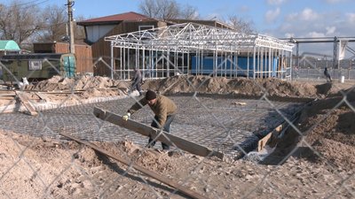 Будівництво інклюзивного пляжу в Лузанівці Будівництво інклюзивного пляжу в Лузанівці