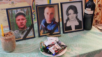 На Чернігівщині чоловік зміг вибратися з могили після того, як його розстріляли росіяни На Чернігівщині чоловік зміг вибратися з могили після того, як його розстріляли росіяни