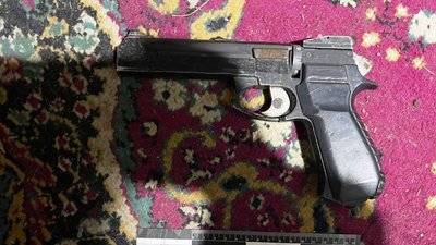 На Вінниччині 19-річного юнака підозрюють у пограбуванні двох чоловіків