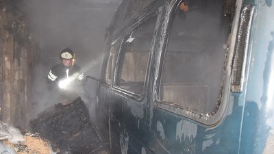 У Корабельному районі Миколаєва горів гараж У Корабельному районі Миколаєва горів гараж
