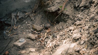 У Києві сапери знищили касетний елемент від бойової частини ракети