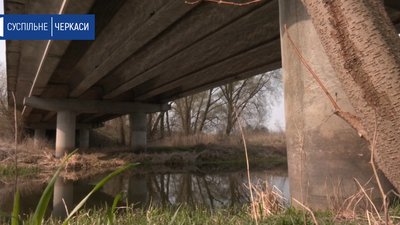 Рівень води у річці Тясмин на Черкащині впав удвічі Рівень води у річці Тясмин на Черкащині впав удвічі