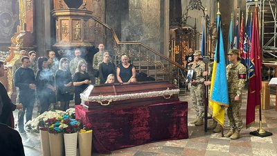 У Львові попрощалися з тероборонівцем Юрієм Брухалем У Львові попрощалися з тероборонівцем Юрієм Брухалем