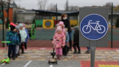 Тиждень безпеки дорожнього руху: вінницькі поліцейські відвідали дитячий садочок