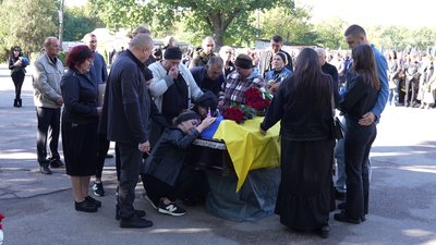 У Кропивницькому попрощалися з захисником Ігорем Гордашком У Кропивницькому попрощалися з захисником Ігорем Гордашком