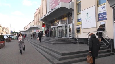 Перший день посиленого карантину в Житомирі – як працюють ринки, заклади харчування і торгівлі Перший день посиленого карантину в Житомирі – як працюють ринки, заклади харчування і торгівлі