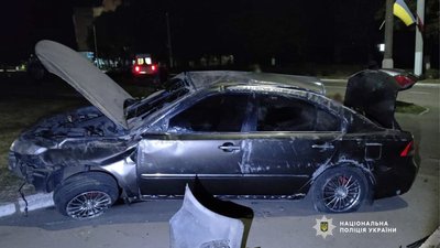 Автомобіль після смертельної ДТП у Ладані на Чернігівщині