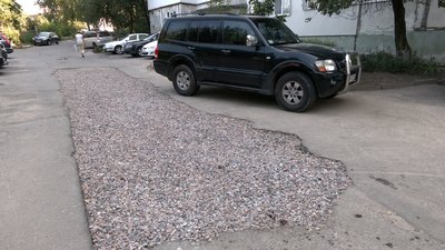 Рівняни нарікають на частий ремонт тепломереж. На підприємстві відреагували