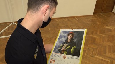 Коти і рятувальники: у Черкасах презентували благодійний калентар Коти і рятувальники: у Черкасах презентували благодійний калентар