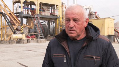 У Рівному запустили асфальтний завод. Як він працює У Рівному запустили асфальтний завод. Як він працює