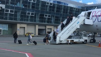 У Львівському аеропорту відкрили базу угорського лоукоста У Львівському аеропорту відкрили базу угорського лоукоста