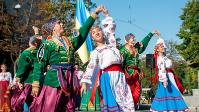 У центрі Чернівців під час святкування Дня міста обмежать рух транспорту