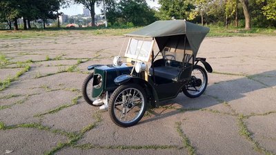 Залізні коні з минулого: маріупольчанин виготовляє рідкісні ретро-автомобілі Залізні коні з минулого: маріупольчанин виготовляє рідкісні ретро-автомобілі