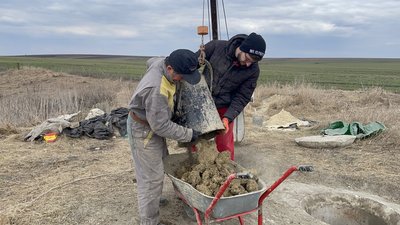 В печері на Тернопільщині оновлюють туристичний маршрут