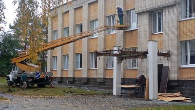 Наслідки атаки по території СНАУ 9 жовтня 2025 року.
