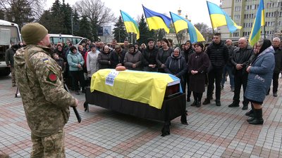 У Рівному попрощалися із захисником Віктором Рудиком У Рівному попрощалися із захисником Віктором Рудиком