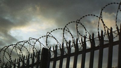 Понад 3 тисяч маріупольців військові РФ утримують у "фільтраційній в’язниці" в Оленівці