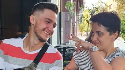 “Все одно чекаю, що він повернеться”. Сповідь матері, спогади знайомих про захисника з Прикарпаття Романа Дубінського “Все одно чекаю, що він повернеться”. Сповідь матері, спогади знайомих про захисника з Прикарпаття Романа Дубінського