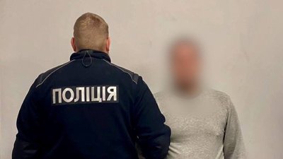 Чоловік привласнив банківську картку загиблого в авіакатастрофі у Броварах: правоохоронці повідомили йому про підозру
