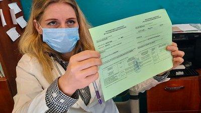 З 10 щотижня – до 10 щодня. У Кропивницькому побільшало охочих отримати свідоцтво про вакцинацію