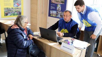 В Ужгороді відкрили центр підтримки вимушених переселенців "Я — Маріуполь" В Ужгороді відкрили центр підтримки вимушених переселенців "Я — Маріуполь"