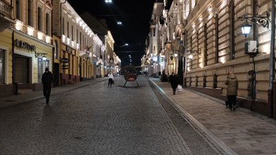 Черги до банкоматів. Яка ситуація у Чернівцях Черги до банкоматів. Яка ситуація у Чернівцях