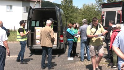У двох громадах Франківщини волонтери роздали понад тисячу продуктових наборів У двох громадах Франківщини волонтери роздали понад тисячу продуктових наборів