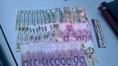 В Ужгороді поліцейські розшукали неповнолітнього, який підозрюється у крадіжці 2 тис. доларів