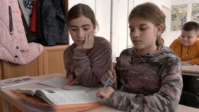 Підручники для учнів п'ятих та шостих класів