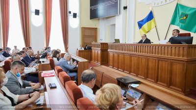 Депутати Харківської міськради без масок на сесії: поліція почала перевірку