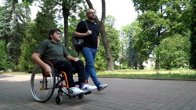 Збирав на квадрокоптер. Підліток з Франківська пожертвував 10 тис. грн на потреби ЗСУ Збирав на квадрокоптер. Підліток з Франківська пожертвував 10 тис. грн на потреби ЗСУ