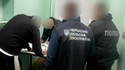 На Черкащині посадовця Укртрансбезпеки підозрюють у хабарництві