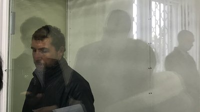 Чоловік, який підозрюється у грабежі одного з поліцейських Чоловік, який підозрюється у грабежі одного з поліцейських