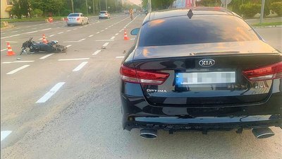 У ДТП в Івано-Франківську травмувався мотоцикліст У ДТП в Івано-Франківську травмувався мотоцикліст