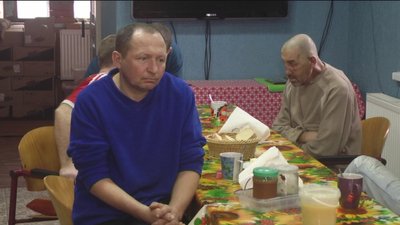 Наркотики і алкоголь: на Вінниччині людям із залежностями допомагає подружжя з Америки Наркотики і алкоголь: на Вінниччині людям із залежностями допомагає подружжя з Америки