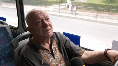 Чоловік у вишиванці Чоловік у вишиванці