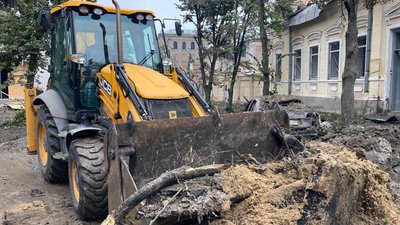 Удар по Київському району Харкова 16 вересня: фото наслідків Удар по Київському району Харкова 16 вересня: фото наслідків