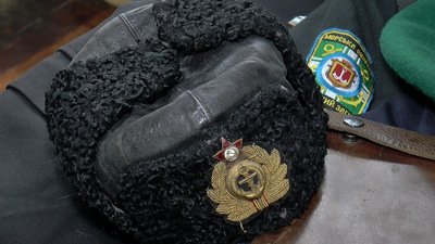 Понад 2 тисячі експонатів військової форми зібрав кременчуківець Роман Пацовський Понад 2 тисячі експонатів військової форми зібрав кременчуківець Роман Пацовський