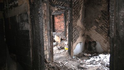 10 пожеж за рік: на Волині сусіди воюють з чоловіком, який постійно підпалює власний будинок