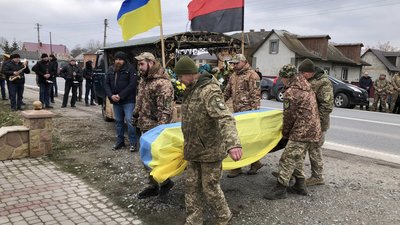 прощання із бійцем Русланом Біленьким