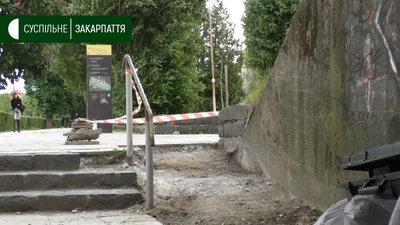 У підземному переході під транспортним мостом ім. Томаша Масарика облаштовують пандус