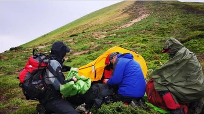 У Карпатах врятували чоловіка з переохолодженням