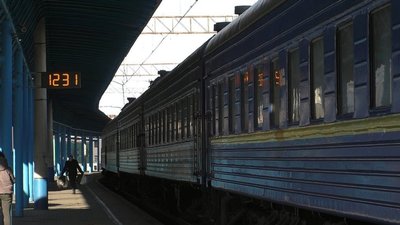 Затримка поїздів, Запоріжжя, Укрзалізниця, поїзди, російські обстріли, розклад поїздів